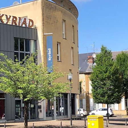 Kyriad Charleville Mezieres Екстер'єр фото