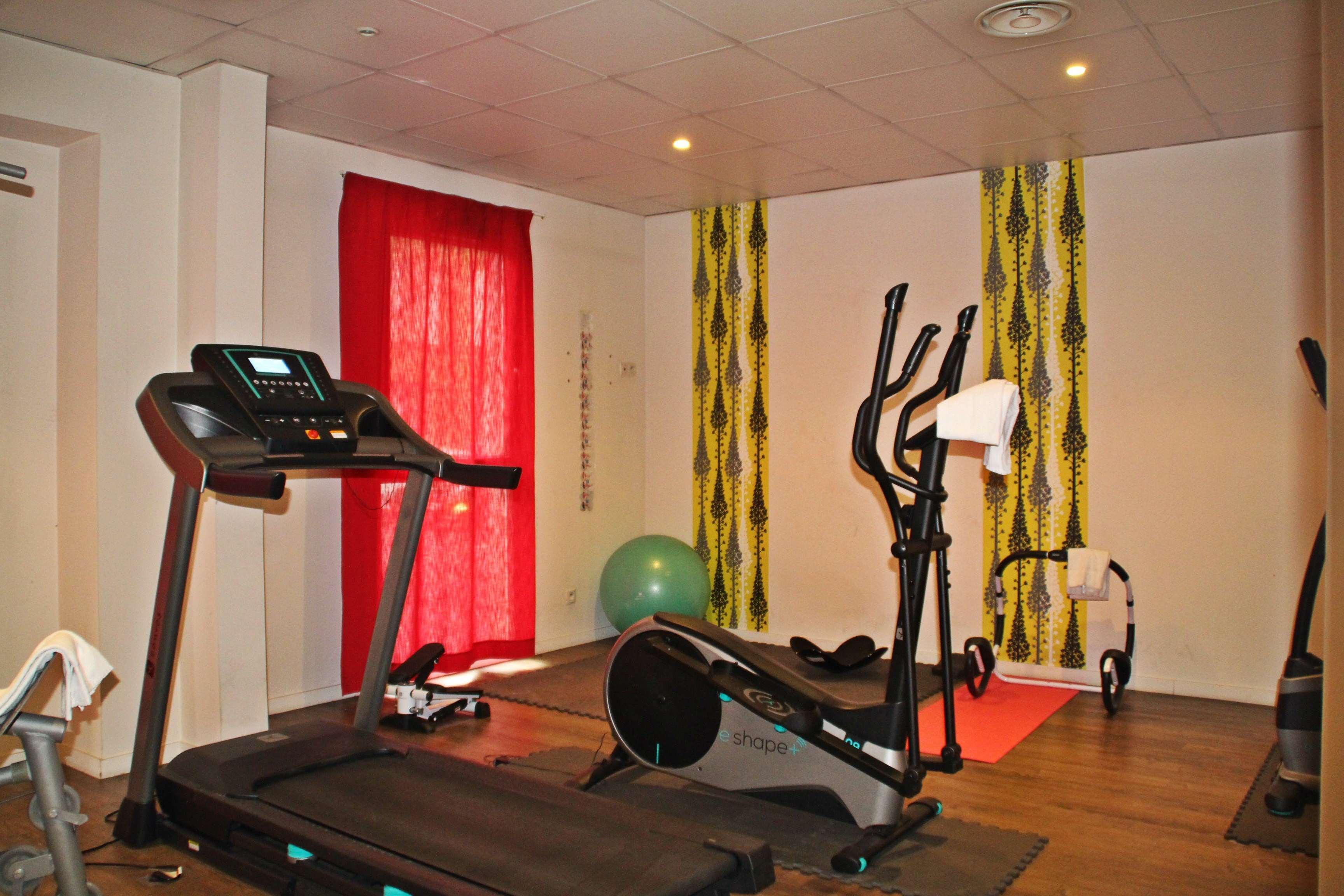 Kyriad Charleville Mezieres Екстер'єр фото