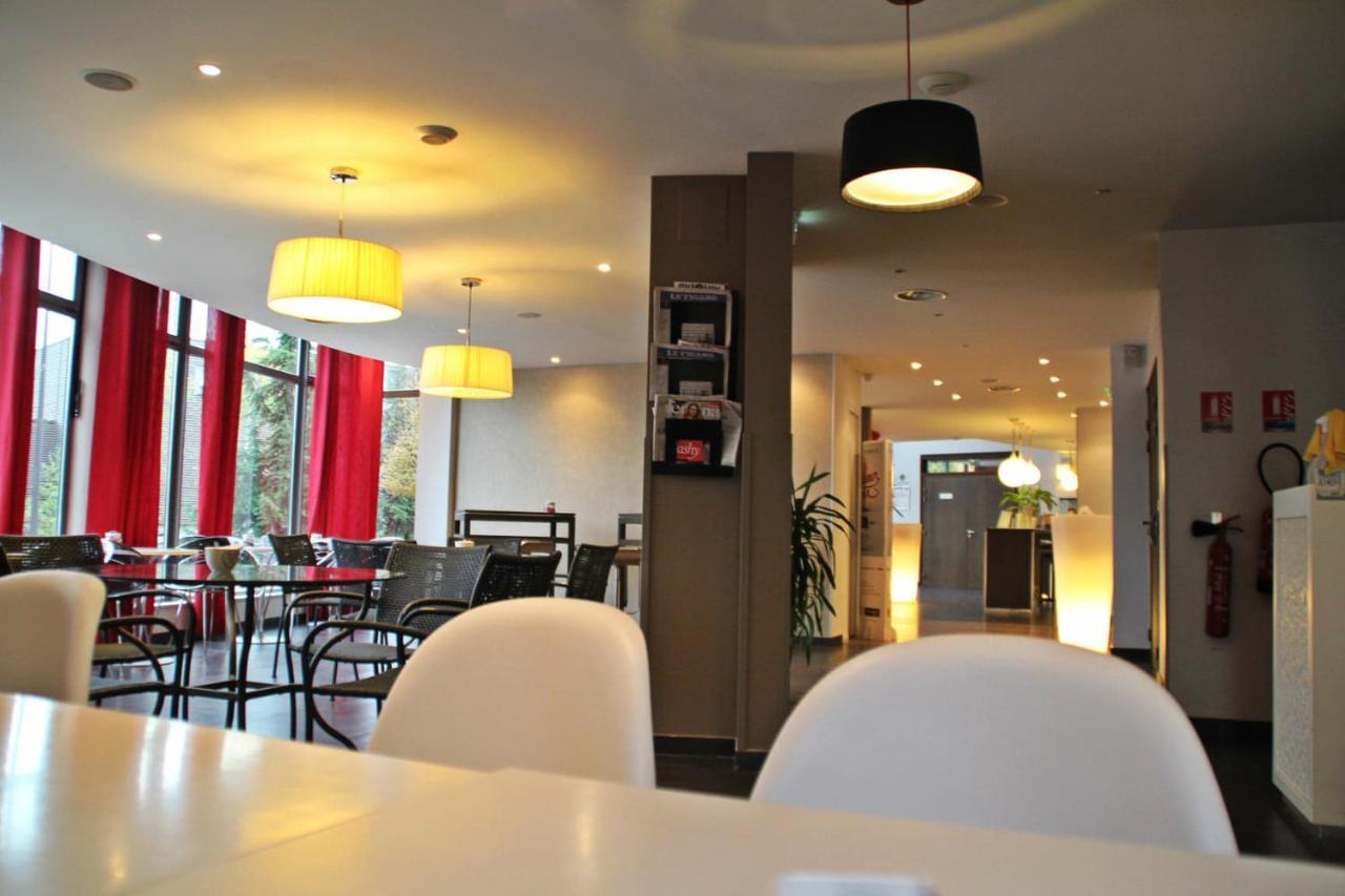 Kyriad Charleville Mezieres Екстер'єр фото